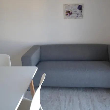 Emilia Apartment
