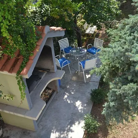 Apartment Emilia *